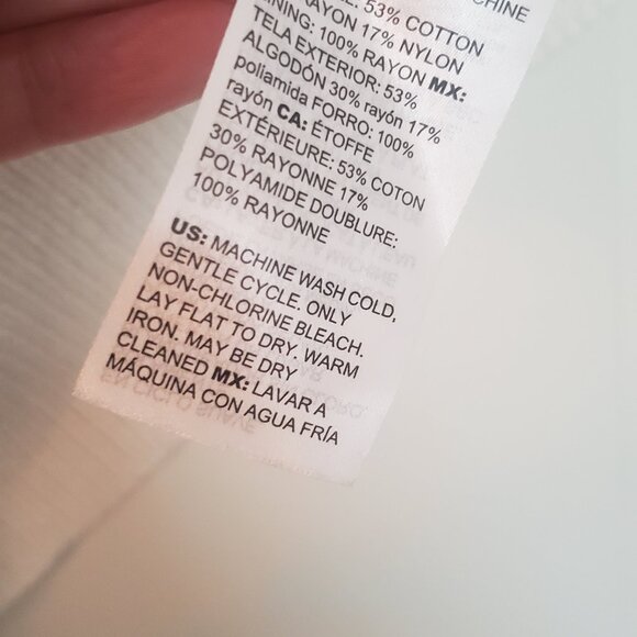 White House Black Market White Crochet Sweater - Picture 5 of 6